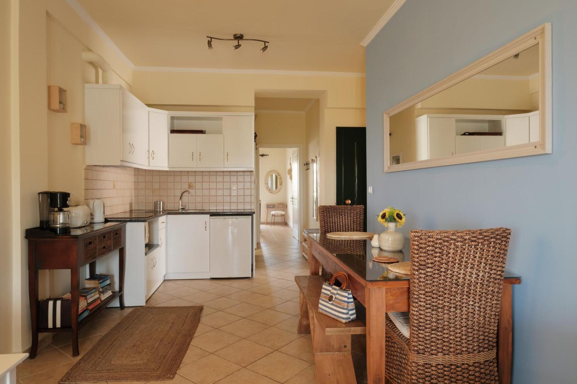 Margarita'S Luxury Suites Agios Stefanos Avliotes  Ngoại thất bức ảnh