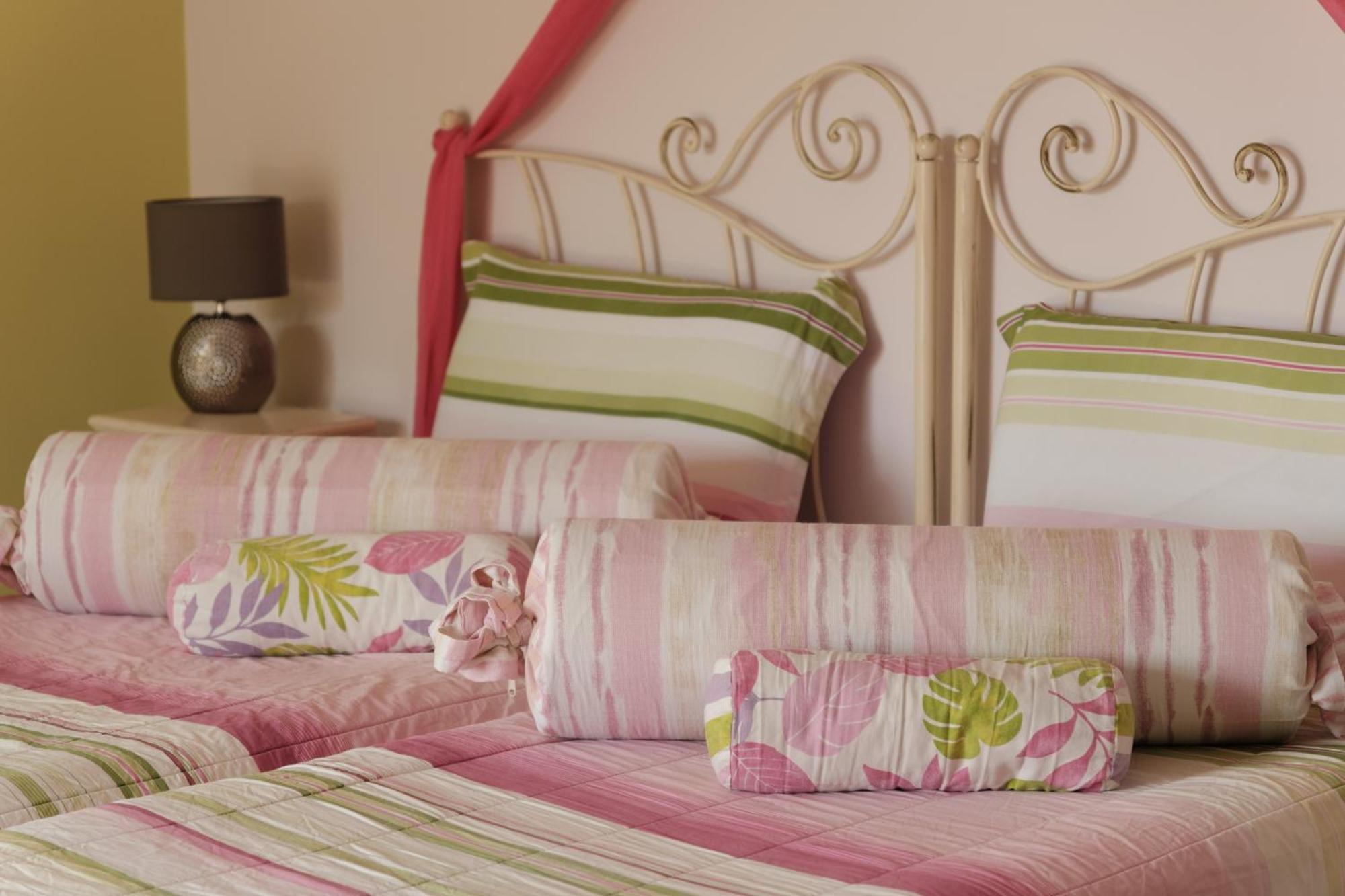 Margarita'S Luxury Suites Agios Stefanos Avliotes  Ngoại thất bức ảnh
