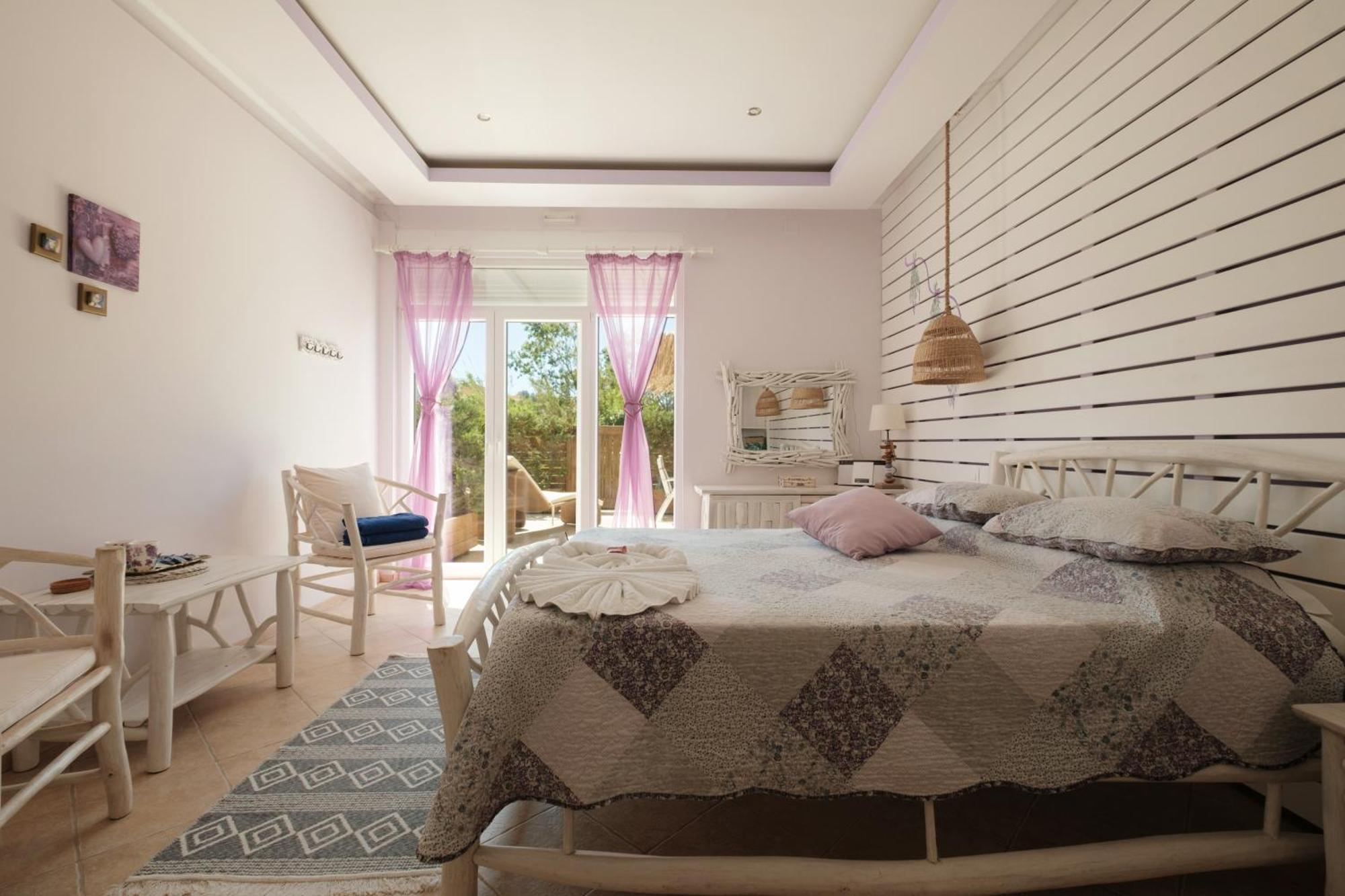 Margarita'S Luxury Suites Agios Stefanos Avliotes  Ngoại thất bức ảnh